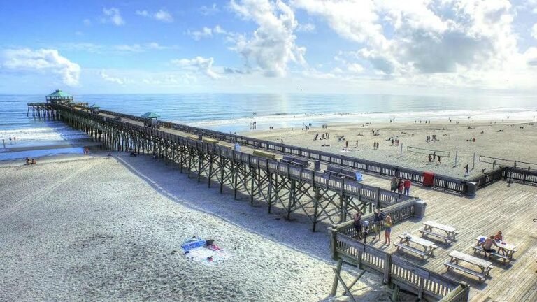 Folly Beach Hot Springs, South Carolina, USA