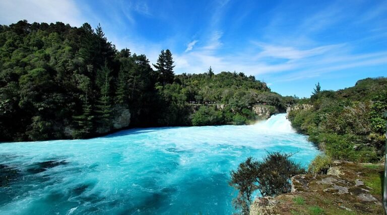 Huka Falls Hot Springs
