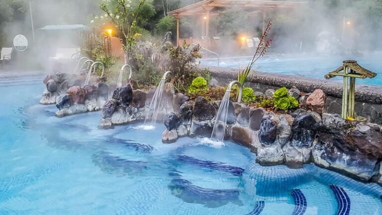Zúñiga Hot Springs, Ecuador